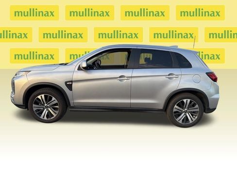 Used 2023 Mitsubishi Outlander Sport ES image 4