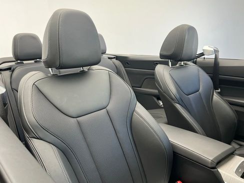 Certified 2026 BMW 430i Convertible RWD image 12