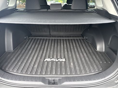 Used 2025 Toyota RAV4 LE FWD image 31