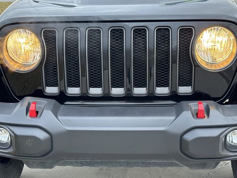 Used 2023 Jeep Wrangler Unlimited Rubicon w/ Cold Weather Group image 9