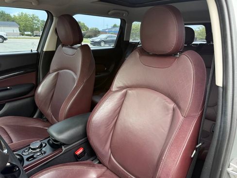 Used 2016 MINI Cooper Clubman FWD image 11