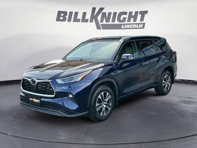 Used 2022 Toyota Highlander XLE