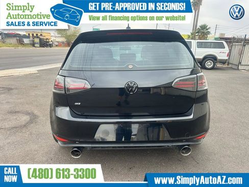 Used 2017 Volkswagen Golf 4-Door FWD image 13