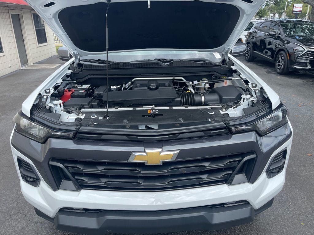Used 2024 Chevrolet Colorado LT w/ LT Convenience Package AWD/4WD image 22