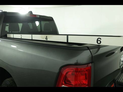 Used 2022 RAM 1500 Big Horn AWD/4WD image 12