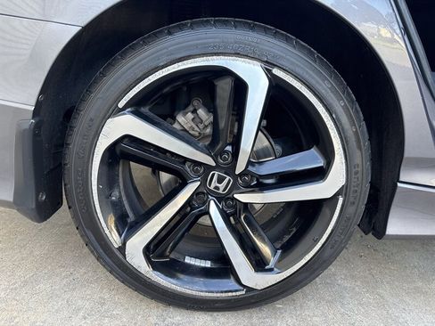 Used 2020 Honda Accord Sport image 17