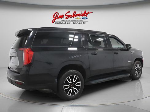 Used 2022 GMC Yukon XL AT4 w/ Max Trailering Package AWD/4WD image 6