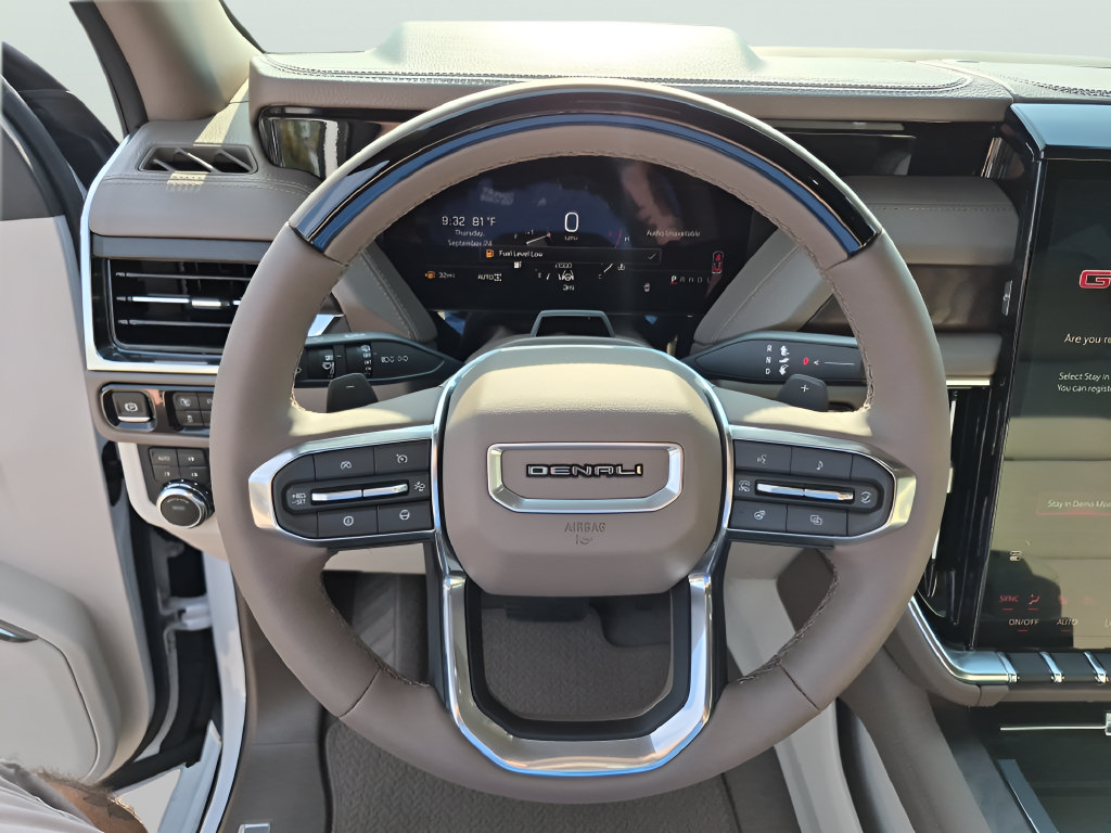 New 2026 GMC Yukon Denali w/ Denali Reserve Package AWD/4WD image 20