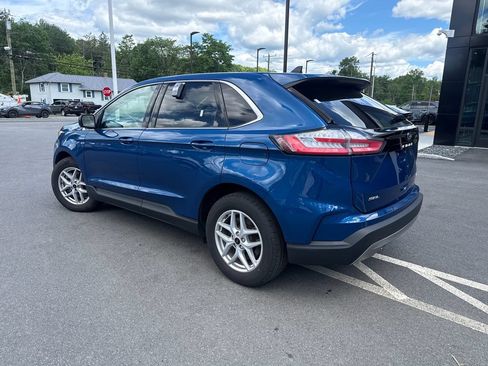 Used 2024 Ford Edge SEL AWD/4WD image 3