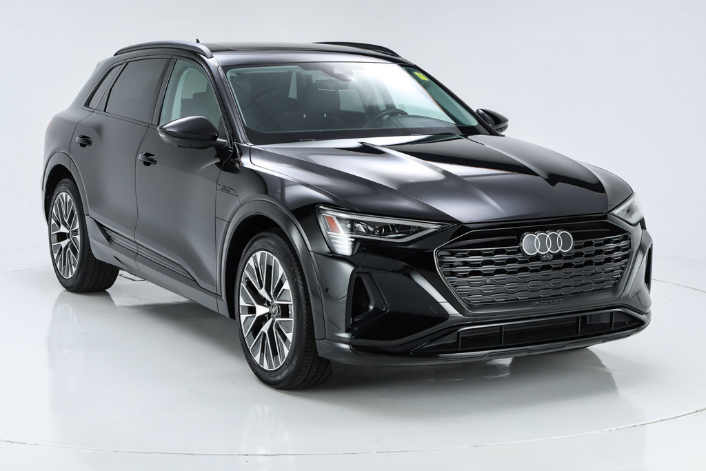 Used 2024 Audi Q8 e-tron Prestige w/ Prestige Package AWD/4WD image 19