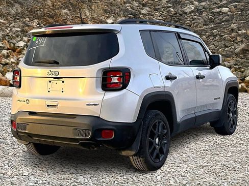 Used 2020 Jeep Renegade Latitude image 2