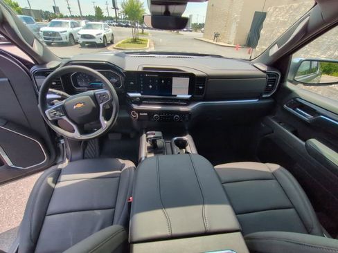Used 2026 Chevrolet Silverado 1500 LTZ w/ LTZ Premium Package AWD/4WD image 9