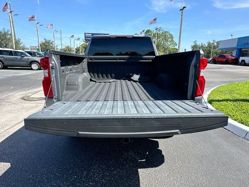 Used 2020 Chevrolet Silverado 1500 Custom w/ Custom Value Package RWD image 23