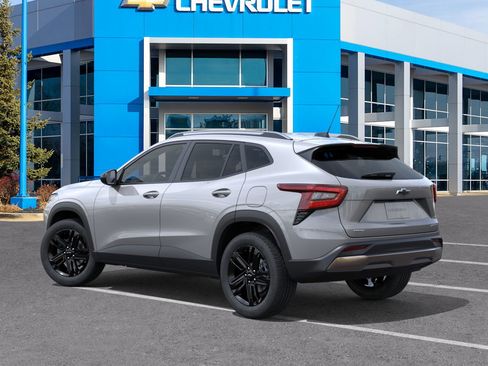 New 2026 Chevrolet Trax ACTIV image 3