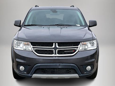 Used 2018 Dodge Journey SXT w/ Connectivity Group image 2