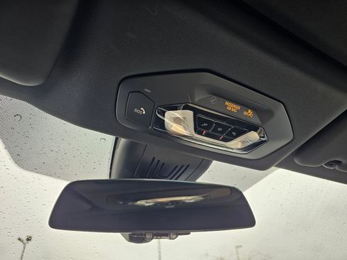 Used 2021 BMW M440i Convertible w/ Premium Package image 24