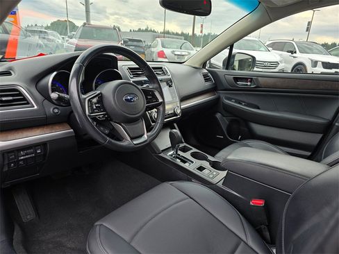 Used 2018 Subaru Outback 2.5i Limited w/ Popular Package #2 image 11
