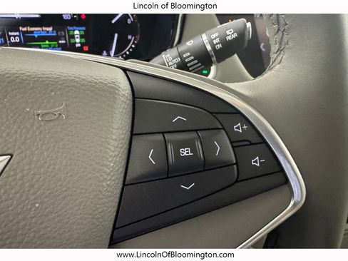 Used 2017 Cadillac XT5 Luxury w/ Driver Awareness Package AWD/4WD image 55