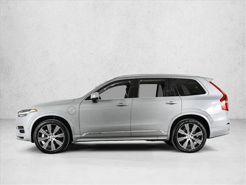 Used 2024 Volvo XC90 T8 Plus w/ Protection Package Premier image 9