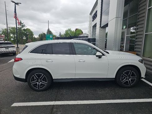 Used 2025 Mercedes-Benz GLC 300 4MATIC image 14