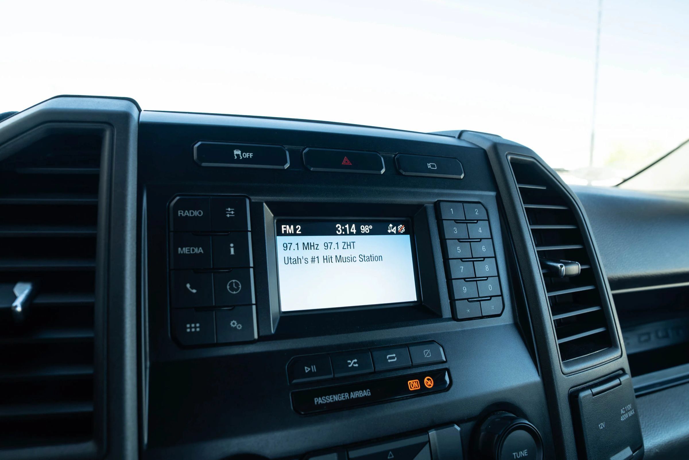 Used 2022 Ford F250 XL w/ STX Appearance Package AWD/4WD image 22