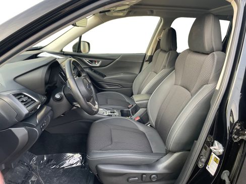 Certified 2023 Subaru Forester Premium image 20