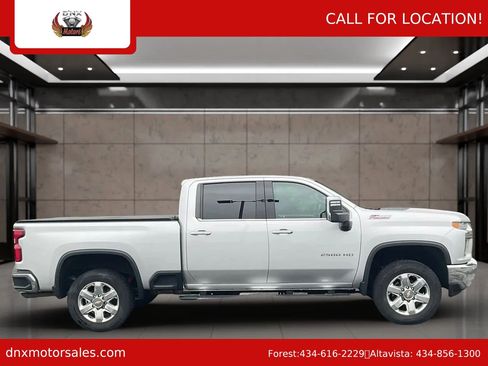Used 2022 Chevrolet Silverado 2500 LTZ w/ LTZ Premium Package AWD/4WD image 6