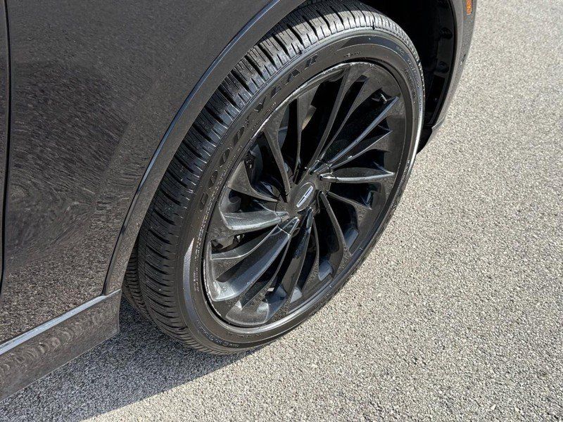 Certified 2023 Lincoln Aviator Reserve w/ Equipment Group 201A AWD/4WD image 8