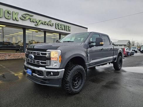 Certified 2024 Ford F350 XLT image 2