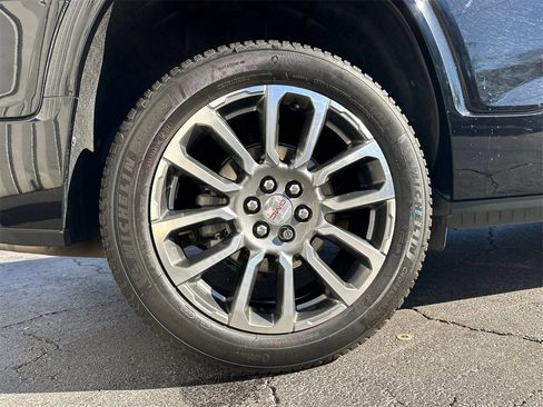 Used 2021 GMC Acadia Denali w/ LPO, Floor Liner Package image 18