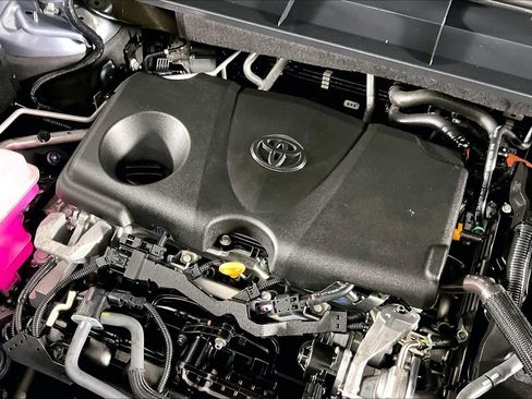 Used 2021 Toyota Highlander Platinum image 31