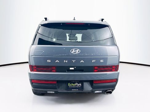 Used 2025 Hyundai Santa Fe SEL FWD image 7