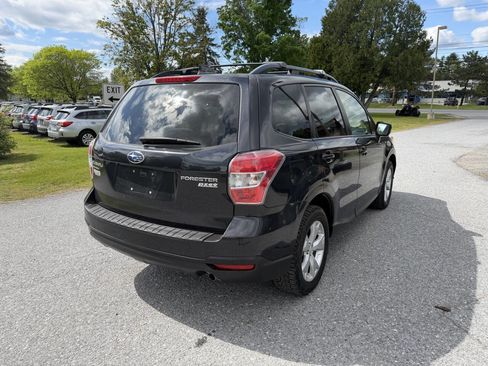 Used 2016 Subaru Forester 2.5i Premium w/ All-Weather Package AWD/4WD image 5