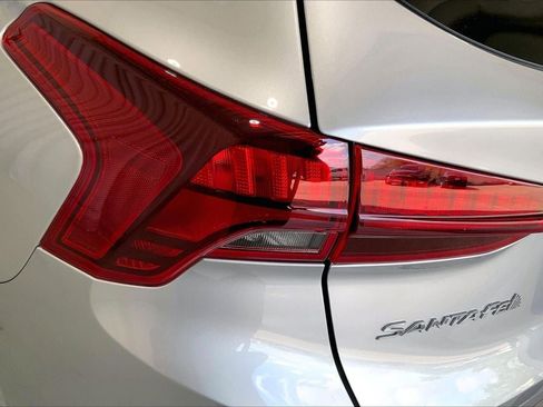 Used 2023 Hyundai Santa Fe SEL image 29