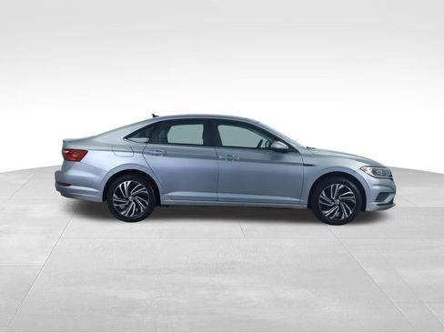 Used 2020 Volkswagen Jetta SEL FWD image 12