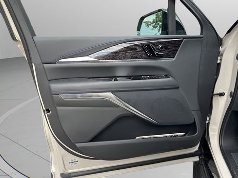 New 2026 Cadillac Escalade IQ Sport 1 w/ LPO, ONYX Package AWD/4WD image 28