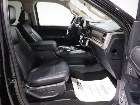 Used 2023 Ford Expedition XLT AWD/4WD image 28
