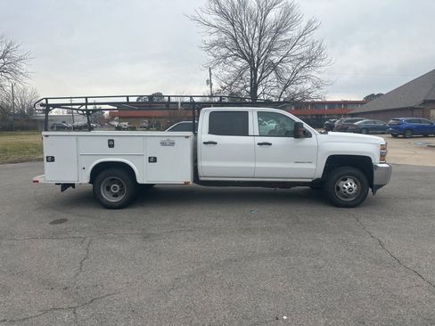 Used 2017 Chevrolet Silverado 3500 W/T w/ WT Convenience Package image 4