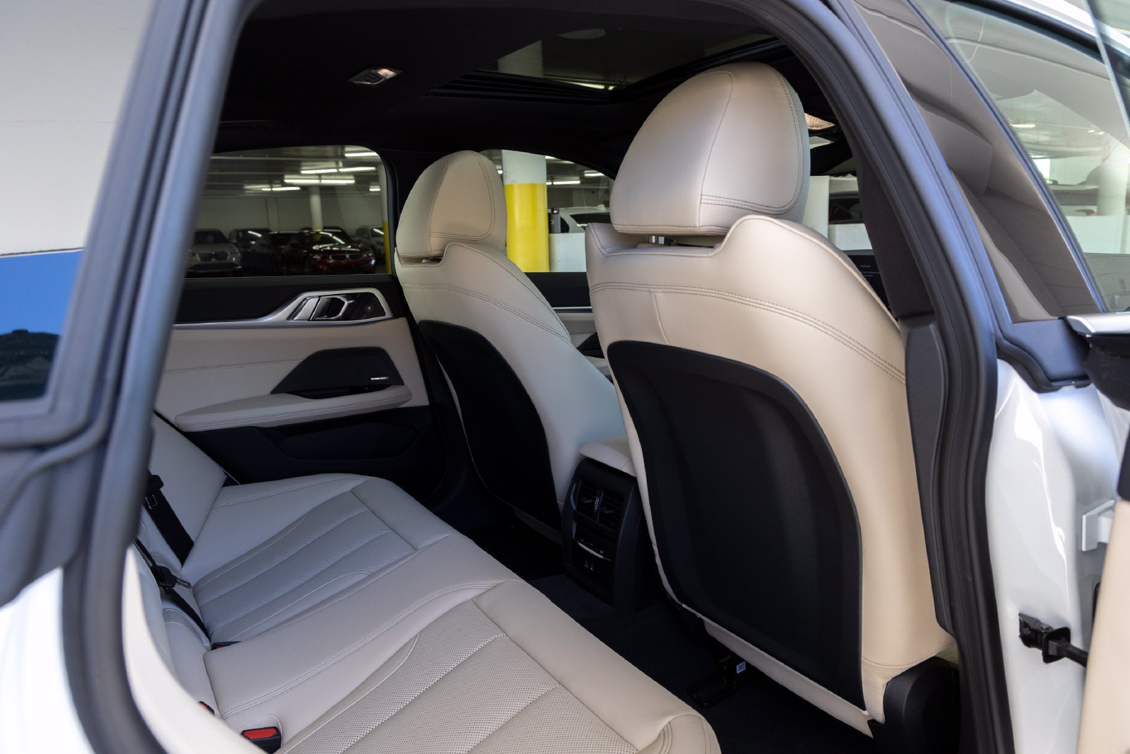 New 2026 BMW i4 eDrive40 w/ Premium Package RWD image 25
