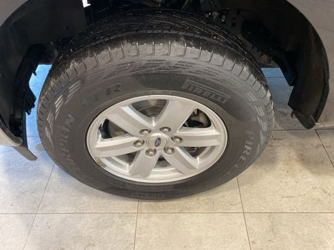 Used 2022 Ford F150 XLT image 9