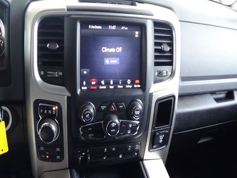 Used 2018 RAM 1500 Big Horn AWD/4WD image 23