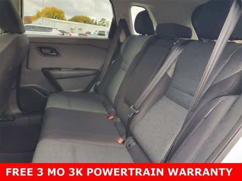 Used 2022 Nissan Rogue S image 24