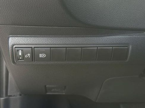 Used 2024 Toyota Corolla LE FWD image 22