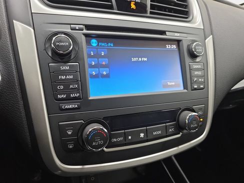 Used 2016 Nissan Altima 2.5 SL w/ 2.5 Technology w/LED Package FWD image 19