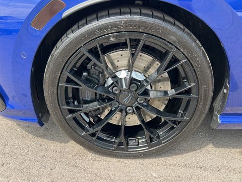 Certified 2025 Volkswagen Golf R Black Edition AWD/4WD image 7