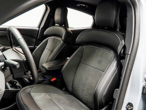 Used 2025 Ford Mustang Mach-E GT image 36