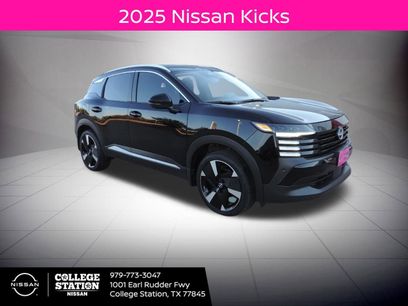 Certified 2025 Nissan Kicks SR