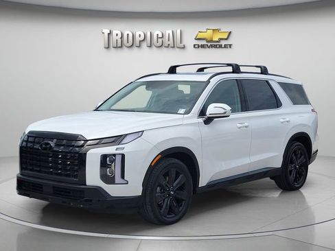 Used 2024 Hyundai Palisade XRT FWD image 1