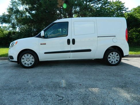 Used 2020 RAM ProMaster City Tradesman SLT FWD image 4