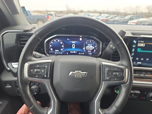 Used 2023 Chevrolet Silverado 1500 RST image 13